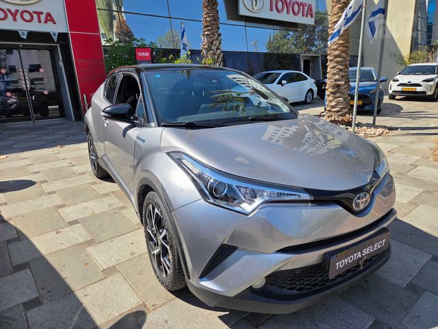מודעת רכב טויוטה C-HR 2