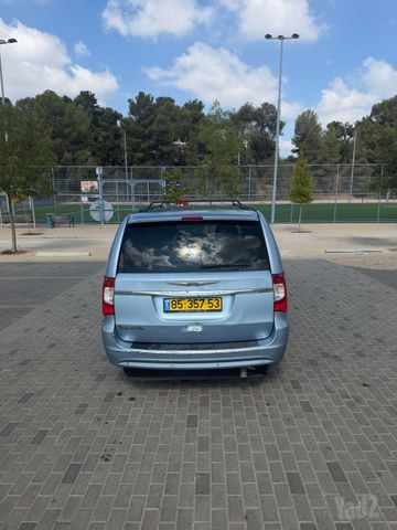 קרייזלר גראנד וויאג'ר