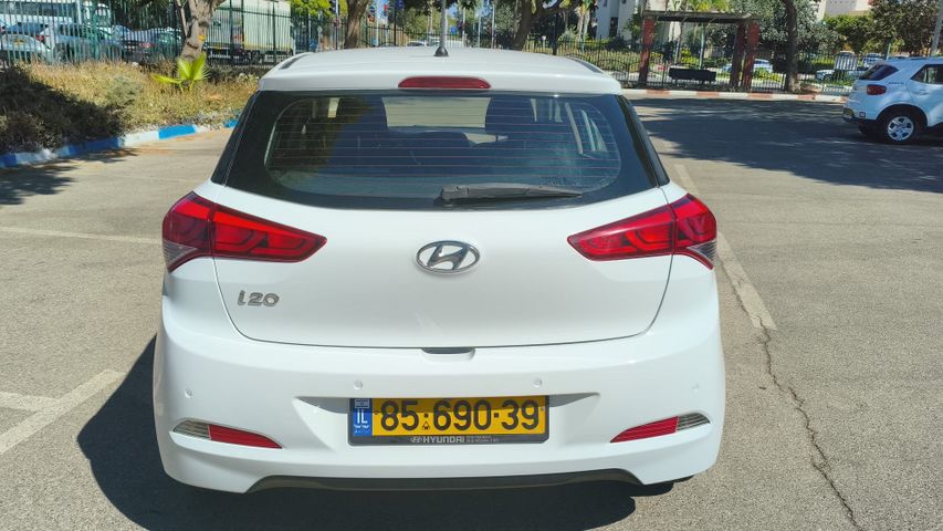 יונדאי i20