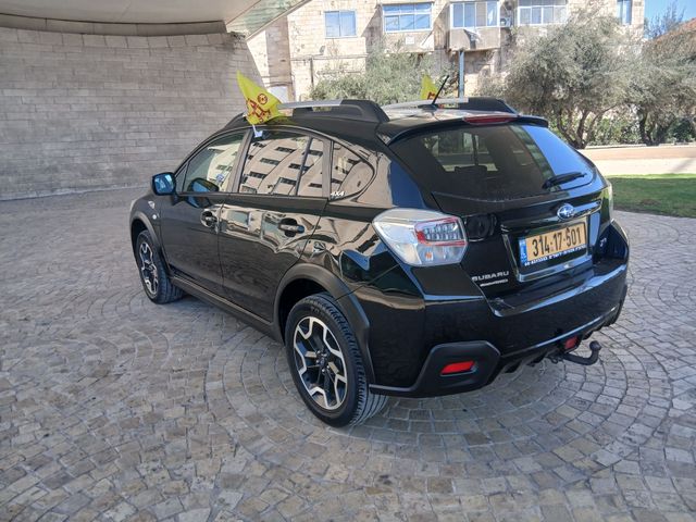 סובארו XV