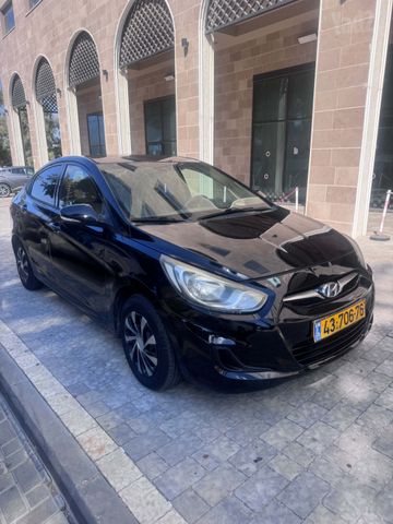 יונדאי אקסנט i25