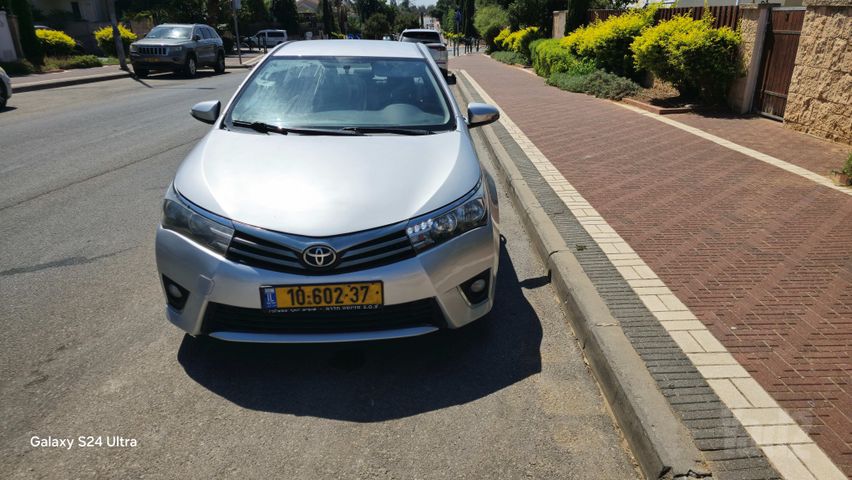 טויוטה קורולה