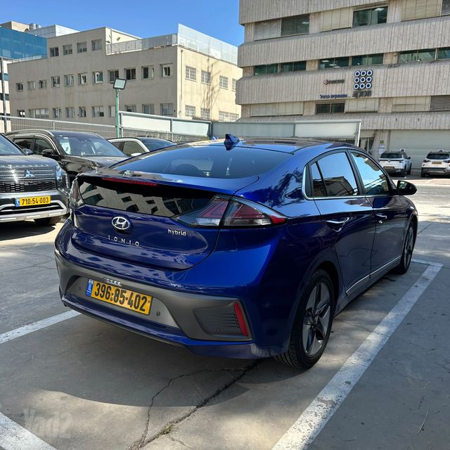 יונדאי איוניק