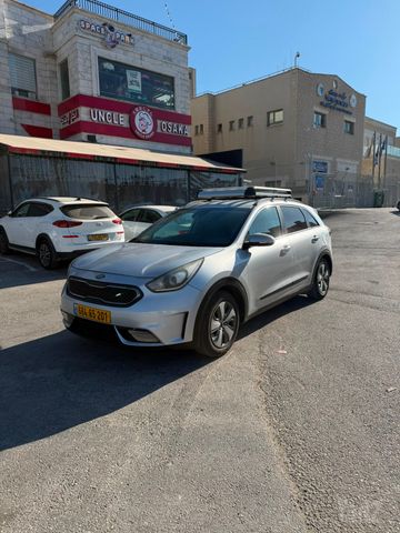 קיה נירו