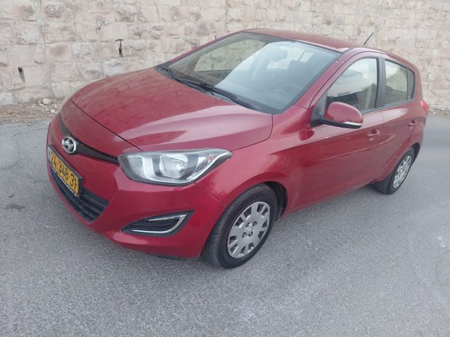 מודעת רכב יונדאי i20