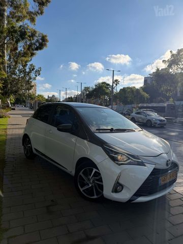 מודעת רכב טויוטה יאריס