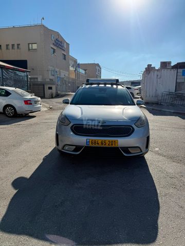 קיה נירו