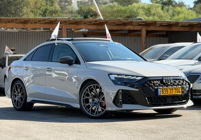 אאודי RS 3