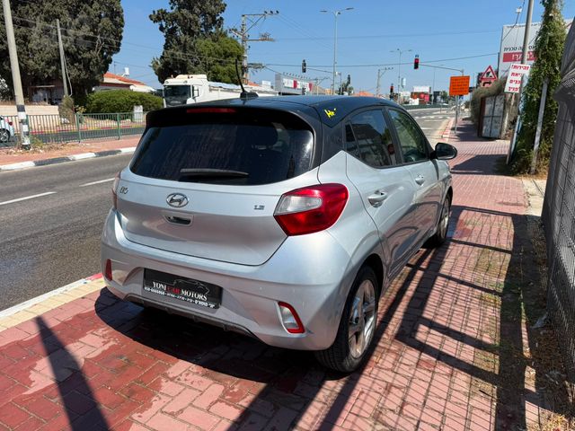 יונדאי i10