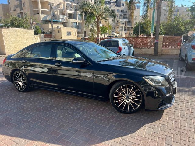 מודעת רכב מרצדס-בנץ S-class