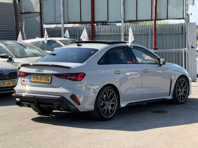 אאודי RS 3