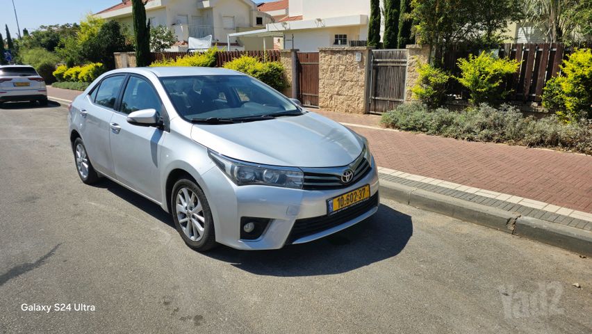 טויוטה קורולה
