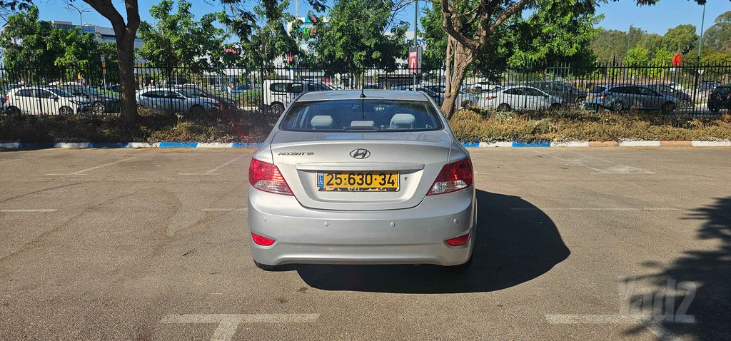 יונדאי אקסנט i25