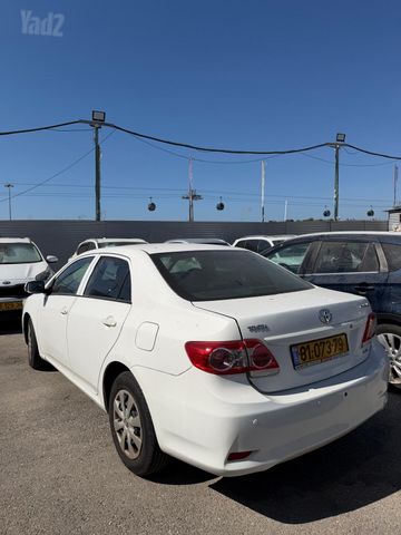 טויוטה קורולה