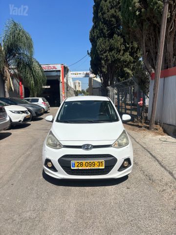 יונדאי i10