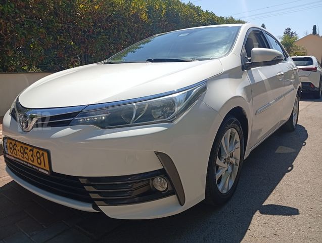 מודעת רכב טויוטה קורולה