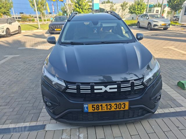 מודעת רכב דאצ'יה ג׳וגר