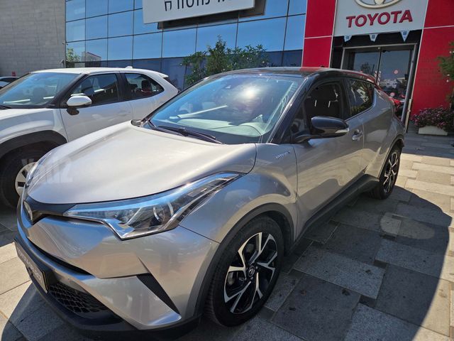 מודעת רכב טויוטה C-HR