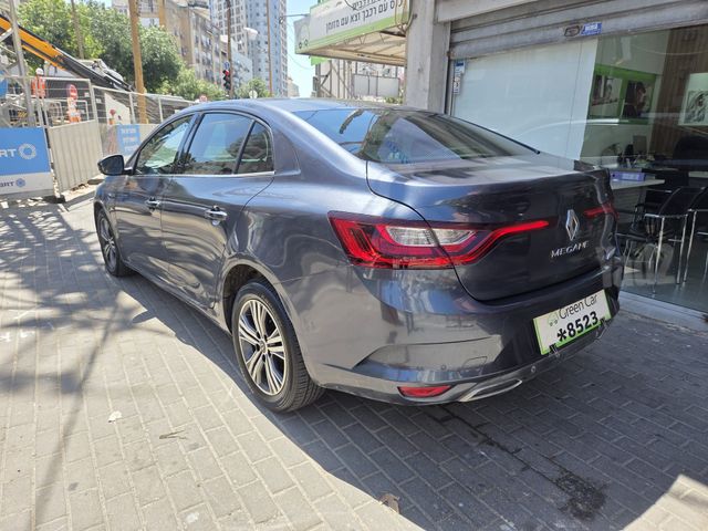 רנו מגאן