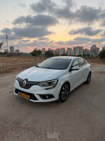 רנו מגאן
