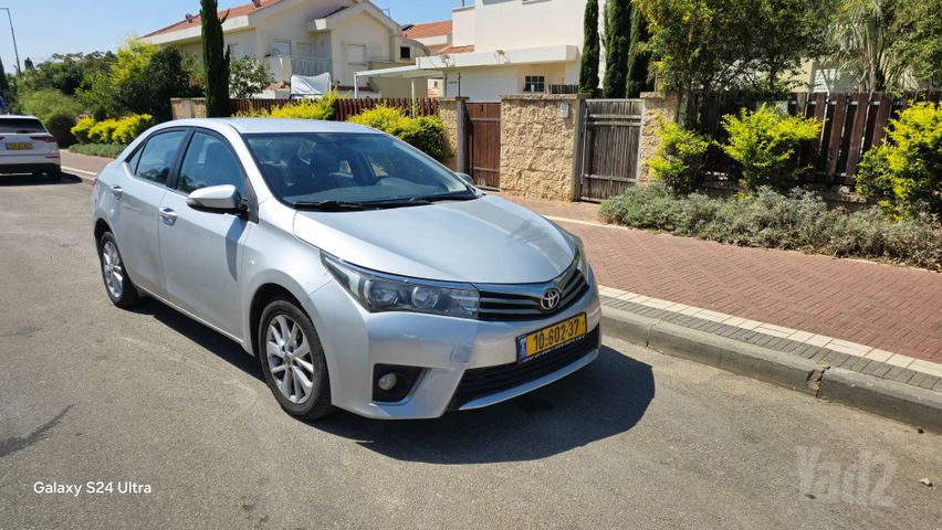 מודעת רכב טויוטה קורולה