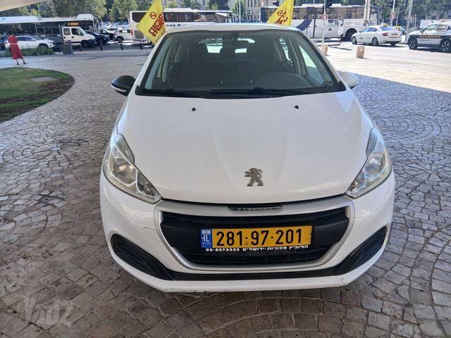 פיג'ו 208