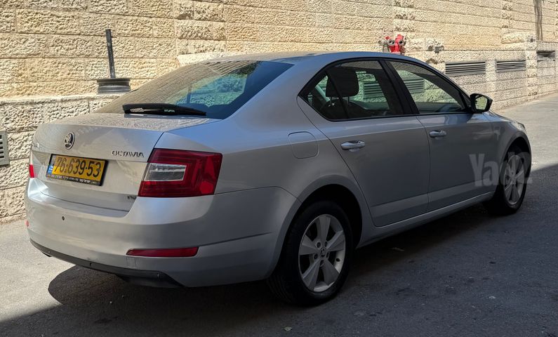 סקודה אוקטביה