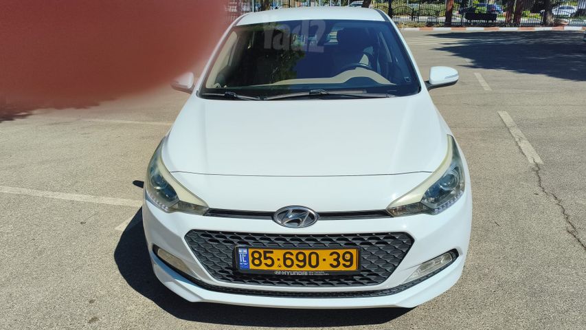 יונדאי i20
