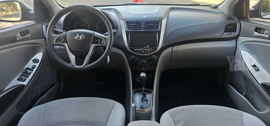 יונדאי אקסנט i25