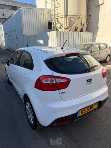 מודעת רכב קיה ריו 1