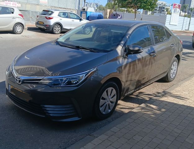 מודעת רכב טויוטה קורולה