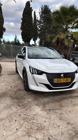 פיג'ו 208