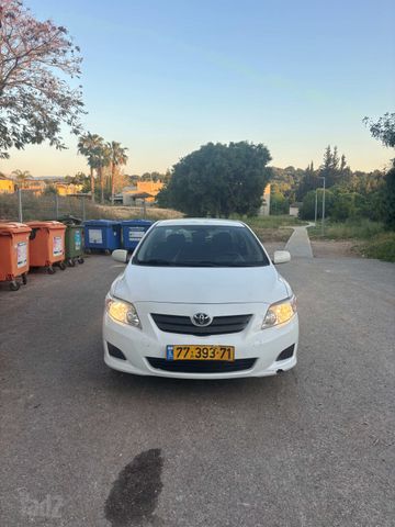 טויוטה קורולה