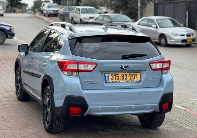 מודעת רכב סובארו XV