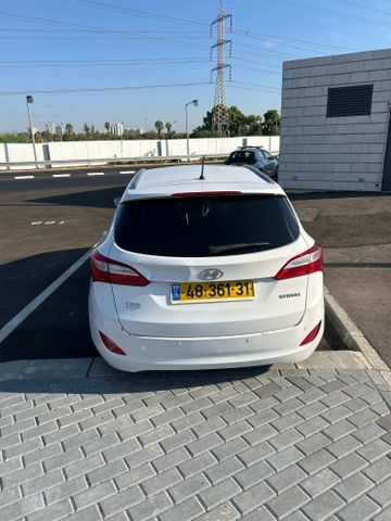 יונדאי i30
