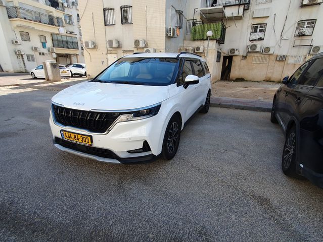 מודעת רכב קיה קרניבל