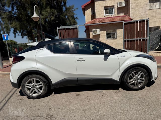 טויוטה C-HR
