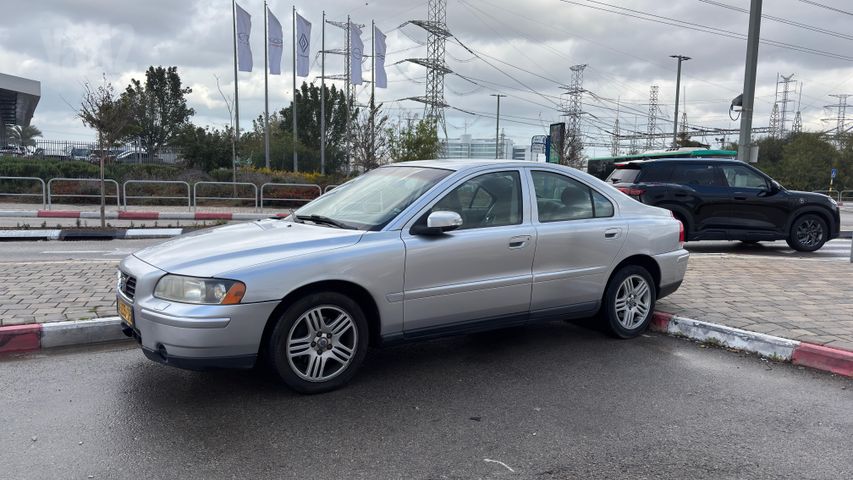וולוו S60