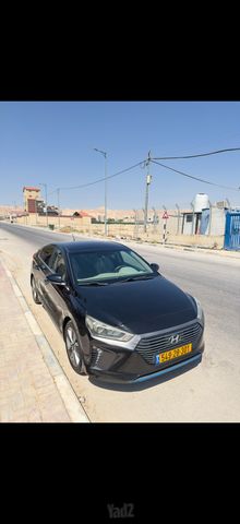 יונדאי איוניק