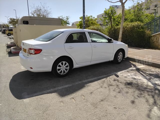 טויוטה קורולה