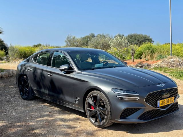 מודעת רכב ג'נסיס G70