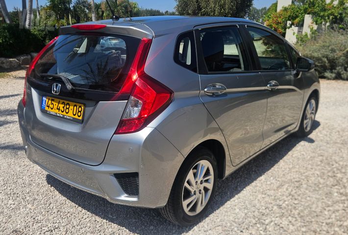 מודעת רכב הונדה ג'אז