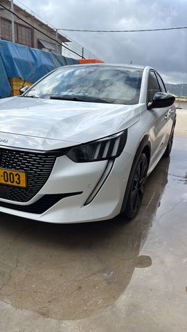 פיג'ו 208