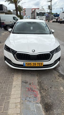 סקודה אוקטביה