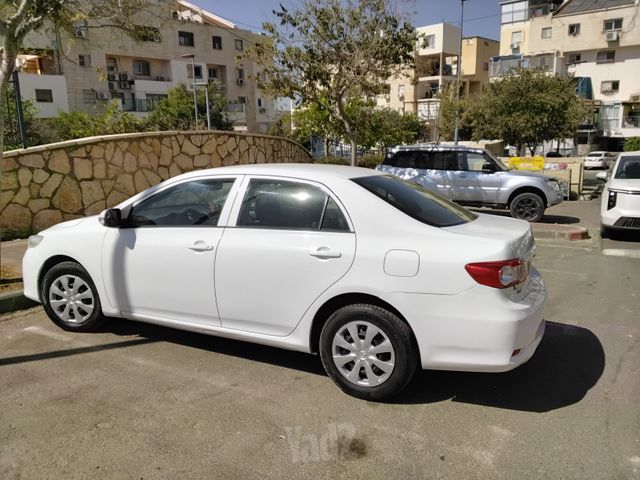 טויוטה קורולה