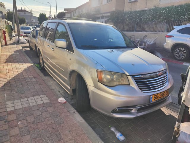 קרייזלר גראנד וויאג'ר