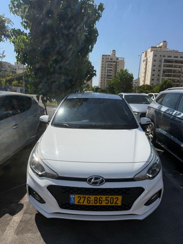 יונדאי i20