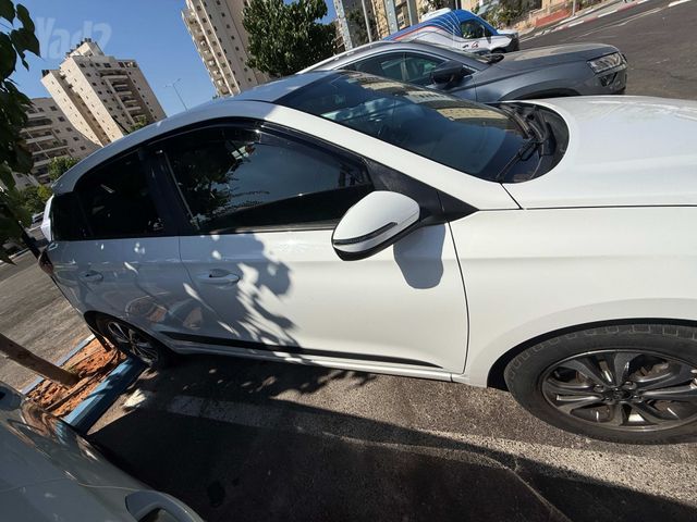 יונדאי i20