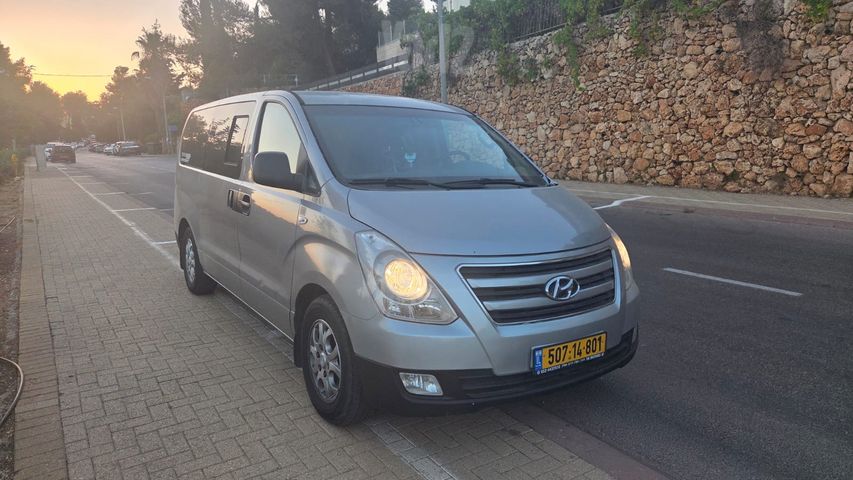 מודעת רכב יונדאי H-1 / i800