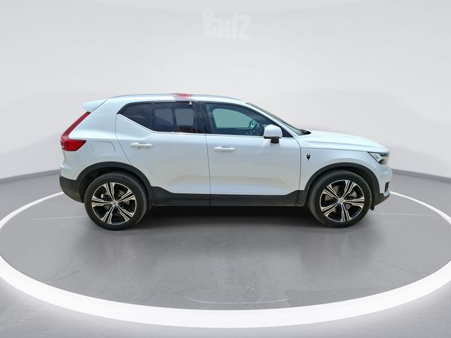 וולוו XC40